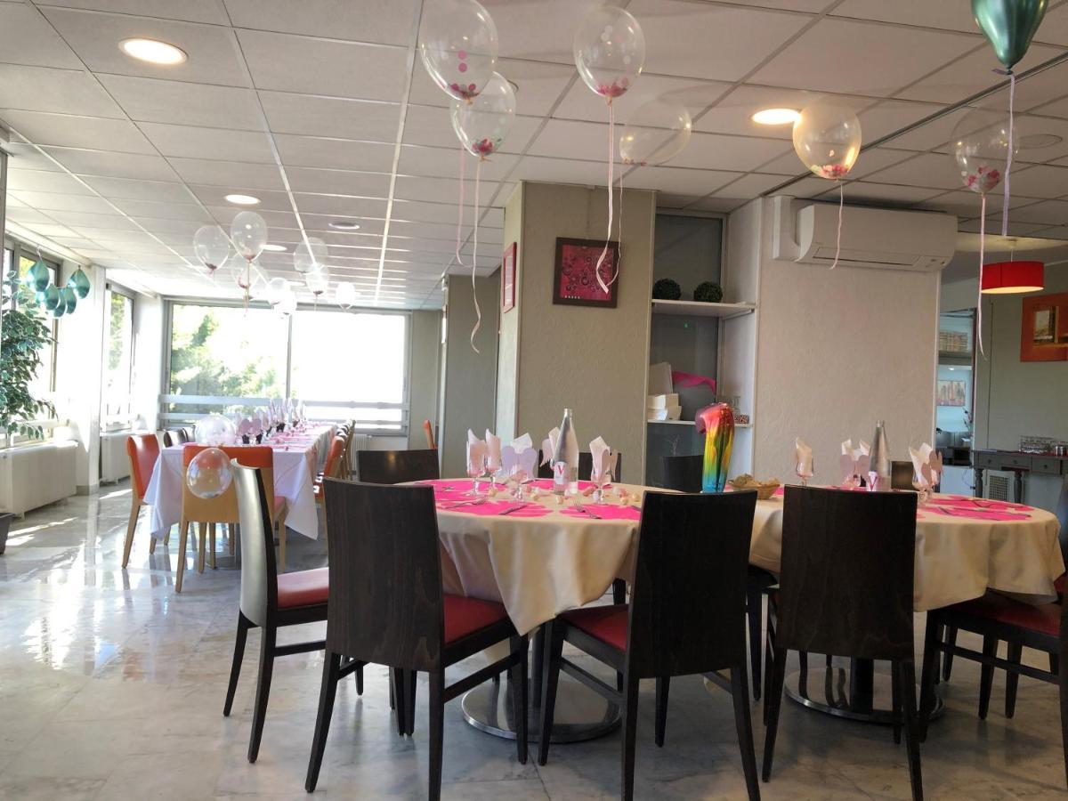 Hotel Saint Roch Martigues Exterior photo