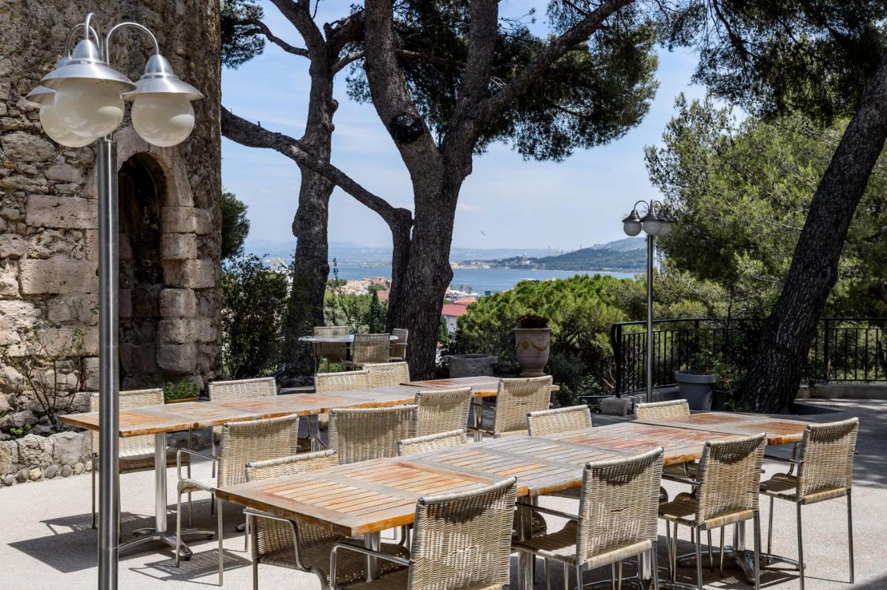 Hotel Saint Roch Martigues Exterior photo